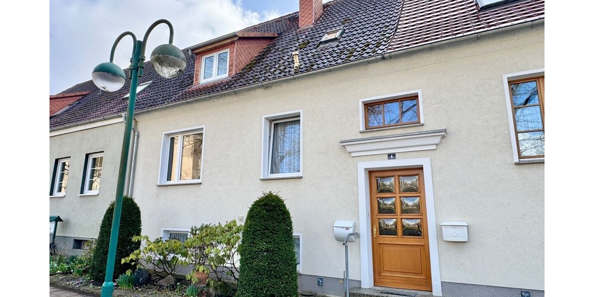 Hausansicht Straßenseite