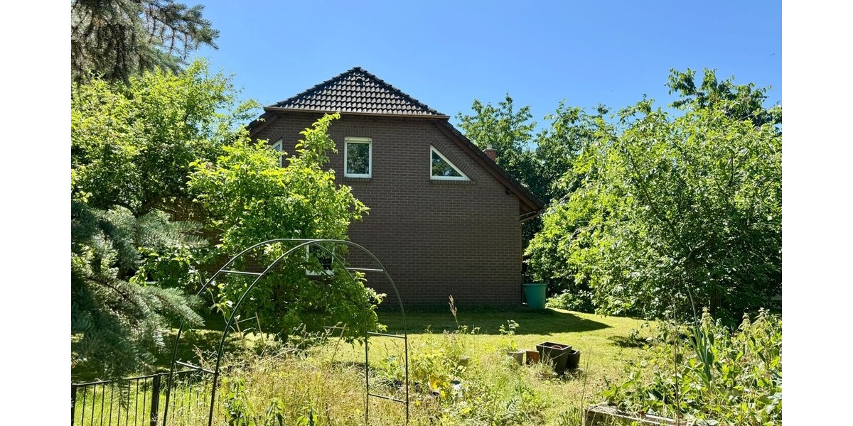 Grundstück