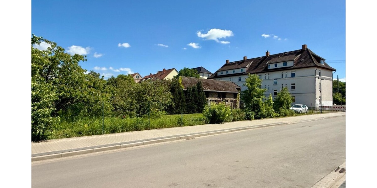 Straßenansicht