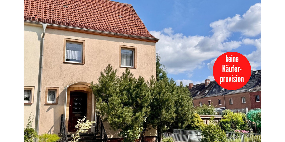 HORN IMMOBILIEN ++ Neubrandenburg Vogelviertel, Haus mit Grundstück, Terrasse und 3 Garagen - Reihenendhaus Neubrandenburg Datzeberg | Angebot:26974618
