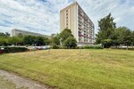 HORN IMMOBILIEN++ RESERVIERT! Neubrandenburg, 3-Raum Eigentumswohnung im EG mit Einbauküche und Balkonverglasung - Erdgeschoßwohnung Neubrandenburg | Angebot:27007629