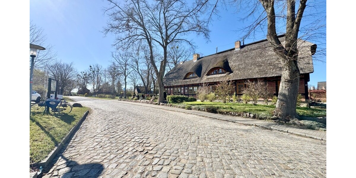Straßenansicht
