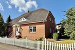 HORN IMMOBILIEN++ 2 km bis Neubrandenburg, großes Einfamilienhaus mit vielen Extras - Einliegerwohnung möglich - Einfamilienhaus Neuendorf Neuendorf | Angebot:26978905