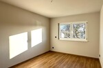 Jetzt Miete möglich! Winkelbungalow 5 km bis Neubrandenburg, Baujahr 2022, Doppelgarage, EBK,Carport - Einfamilienhaus Sponholz | Angebot:25929684