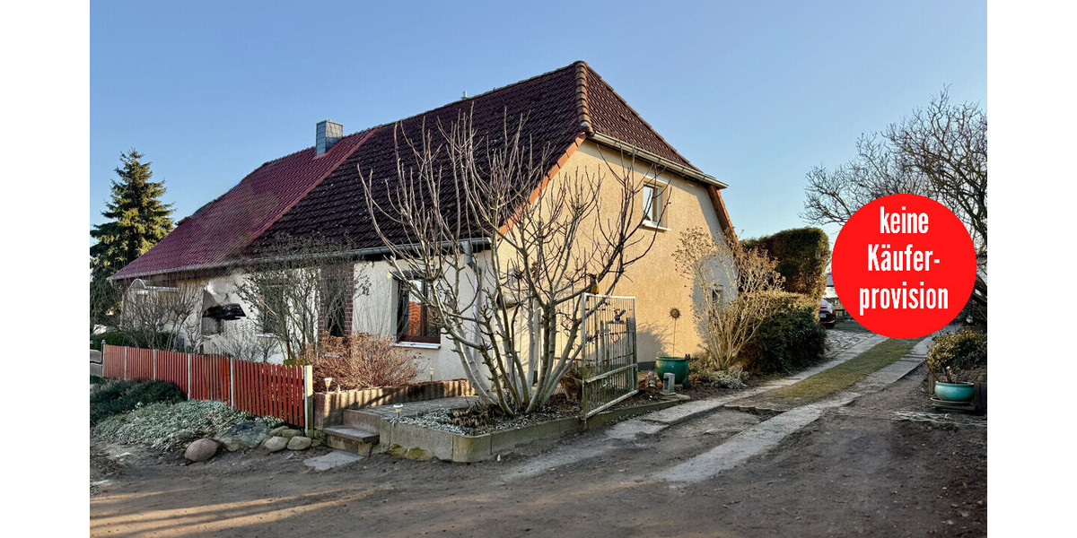 HORN IMMOBILIEN++ 15 km bis Neubrandenburg, schöne Doppelhaushälfte mit großen Grundstück & 2 Garagen - Doppelhaushälfte Bassow Bassow | Angebot:26855373